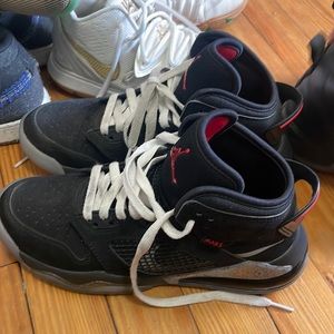 Nike Jordan’s blk size 6y slightly used no box as is